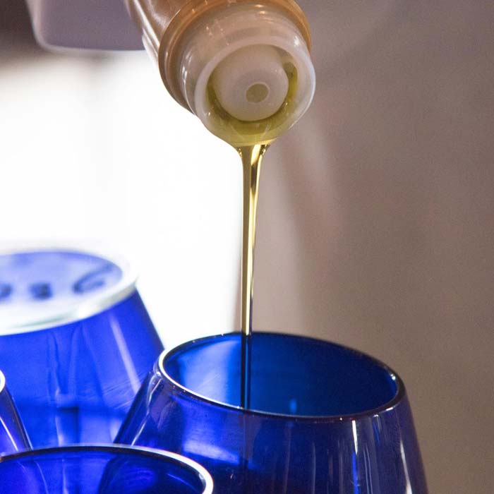 Sample olive oil send